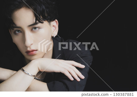 A cool man 130387881