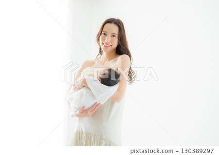 寶貝和媽媽 寶貝和媽媽 130389297