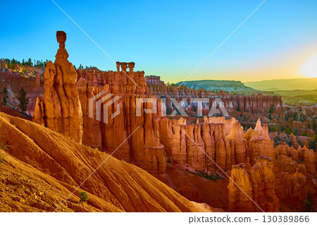 Thor's Hammer Hoodoo Bryce Canyon Sunrise Golden Hour Red Rock Formations 130389866