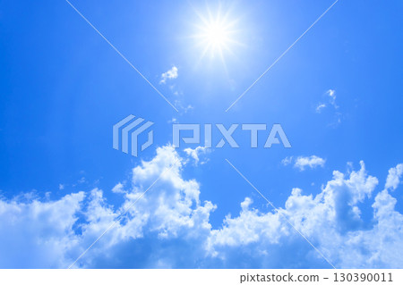 The sun in the blue sky 130390011
