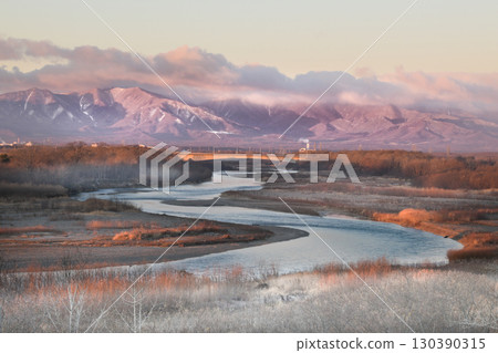 秋天的早晨 秋天的早晨 130390315