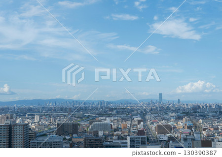從較高樓層可欣賞城市景觀 130390387