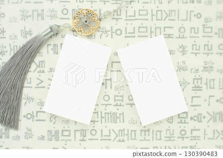 Traditional Korean Hangul background and business card mockup 130390483
