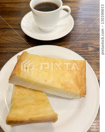 Stock photo: Morning image of a coffee shop (toast and coffee) 130390653