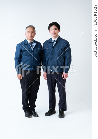 支援現場的工程師 支援現場的工程師 130391025
