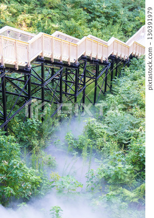 Image of Banshoen "Aiueo no Mori" (Forest of Aiueo), a tourist spot in Yamashiro Onsen | Artificially recreating a sea of clouds | Kaga City, Ishikawa Prefecture Image of Banshoen "Aiueo no Mori" (Forest of Aiueo), a tourist spot in Yamashiro Onsen | Artificially recreating a sea of clouds | Kaga City, Ishikawa Prefecture 130391979