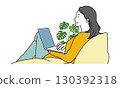 Illustration material of a woman relaxing at home while surfing the internet 130392318