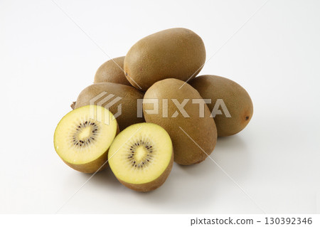 Sun Gold Kiwi 130392346