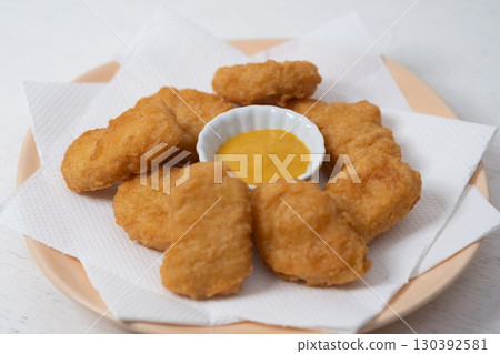 雞塊圖片（庫存照片） 130392581