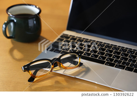 Reading glasses and laptop computers 130392622