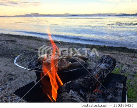 營地的篝火 130396425