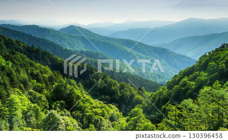 A clear view of the mountains 130396458