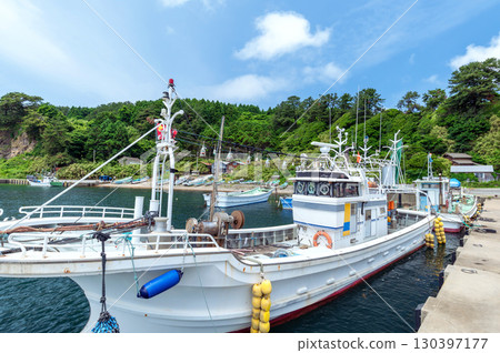 【青森縣深浦町、澤部郡岩崎漁港】僻靜的漁村 【青森縣深浦町、澤部郡岩崎漁港】僻靜的漁村 130397177