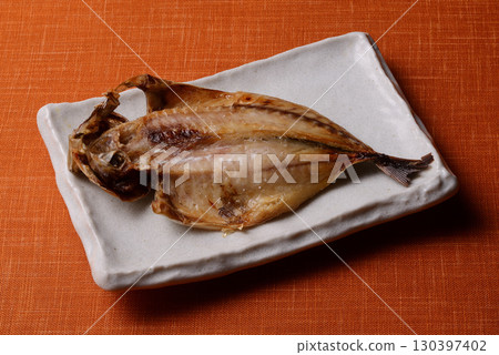 竹莢魚片、竹莢魚乾 130397402