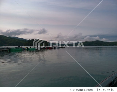 野尻湖沿岸的村莊與湖景 130397610