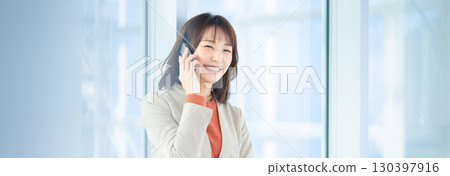 智能手機女性電話 130397916