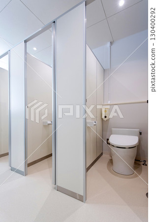 Clean new toilets 130400292