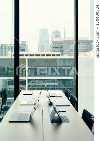有電腦的辦公室 130400524