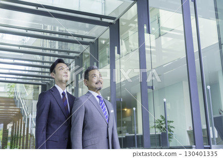 Portrait of two middle-aged businessmen Photo courtesy of Sky Perfect Tokyo Media Center 130401335