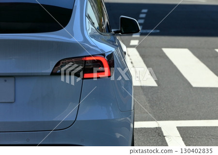 汽車尾燈（進口車）圖片 130402835