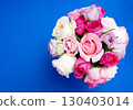 Pink and white rose bouquet image material 130403014
