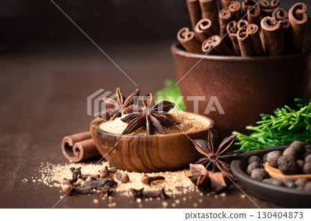 Christmas spices. Seasonal winter spices for mulled wine. 130404873