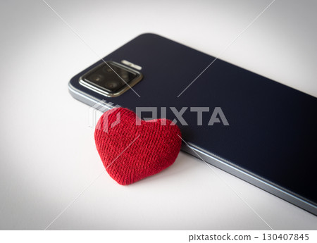 Smartphone and Heart Consultation SNS Encounter Matching App Smartphone and Heart Consultation SNS Encounter Matching App 130407845