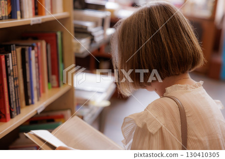 KRIC4278.CR3 130410305