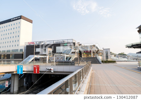 [Iwaki Station] Pedestrian deck in front of the station early in the morning 130412087