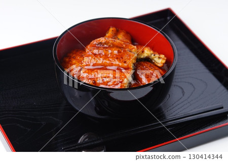 美味的鰻魚飯日本料理 美味的鰻魚飯日本料理 130414344