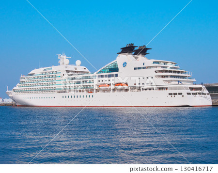 Mitsui Ocean Fuji moored at Osanbashi Pier in Yokohama Cityscape (August 2025) Mitsui Ocean Fuji moored at Osanbashi Pier in Yokohama Cityscape (August 2025) 130416717