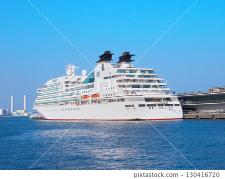 Mitsui Ocean Fuji moored at Osanbashi Pier in Yokohama Cityscape (August 2025) Mitsui Ocean Fuji moored at Osanbashi Pier in Yokohama Cityscape (August 2025) 130416720