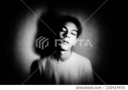 Dreamy Shadows 130424450