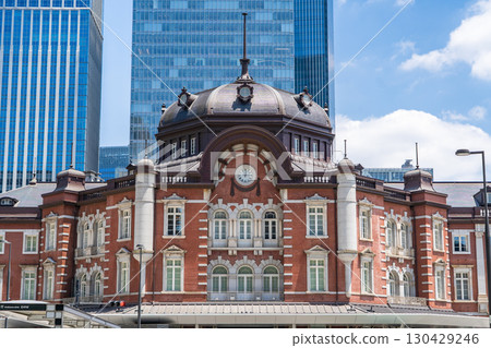 Tokyo Station Marunouchi North Exit Station Building (Tatsuno-style Renaissance design) Taisho Romantic Red Brick Tokyo Station Marunouchi North Exit Station Building (Tatsuno-style Renaissance design) Taisho Romantic Red Brick 130429246