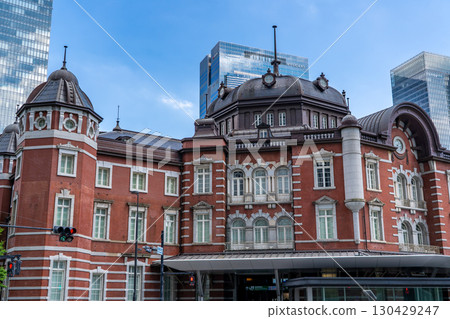 Tokyo Station Marunouchi North Exit Station Building (Tatsuno-style Renaissance design) Taisho Romantic Red Brick 130429247
