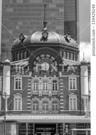 Tokyo Station Marunouchi North Exit Station Building (Tatsuno-style Renaissance design) Taisho Romantic Red Brick 130429248