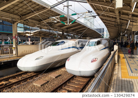 新幹線月台(東京站) 新幹線月台(東京站) 130429874