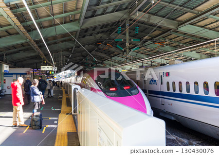 Shinkansen platform (Shin-Kobe Station) 130430076