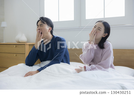 A couple who can't get rid of fatigue 130430251