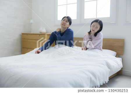 A couple who can't get rid of fatigue 130430253