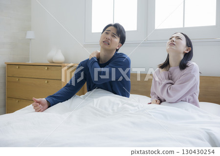 A couple who can't get rid of fatigue 130430254
