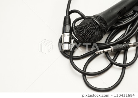 Vocal microphone black cable with connectors XLR canon,jack Vocal microphone black cable with connectors XLR canon,jack 130431694