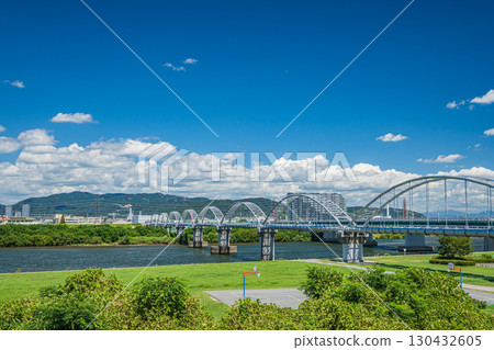 枚方市淀川渡槽橋 枚方市淀川渡槽橋 130432605