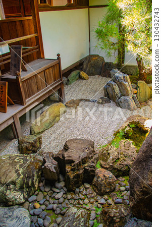 【京都風光】大仙院:象徵生命的白沙與岩石庭園 【京都風光】大仙院:象徵生命的白沙與岩石庭園 130432743