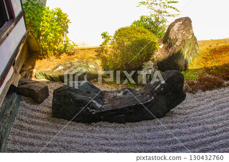 【京都風光】大仙院：象徵生命的白沙與岩石庭園 130432760