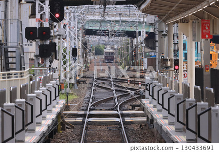 Hankyu Railway Minoh Line Ishibashi-Handaimae Station tracks and wiring Hankyu Railway Minoh Line Ishibashi-Handaimae Station tracks and wiring 130433691