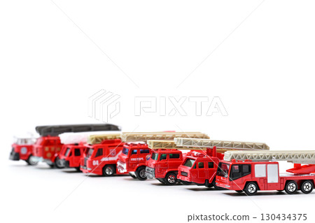 消防車和緊急車輛 130434375
