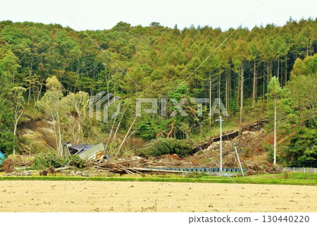 Hokkaido Eastern Iburi Earthquake Landslide 130440220