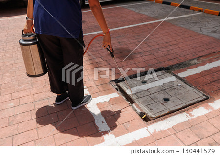 People sprayed insecticide around the residence area and the sewage pipes around the house. 130441579