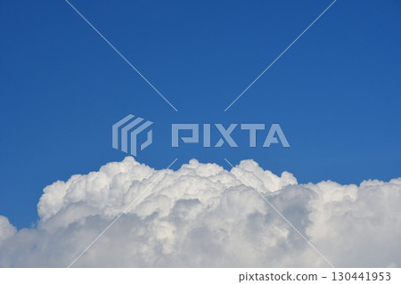 藍天白雲，夏日雲朵 130441953